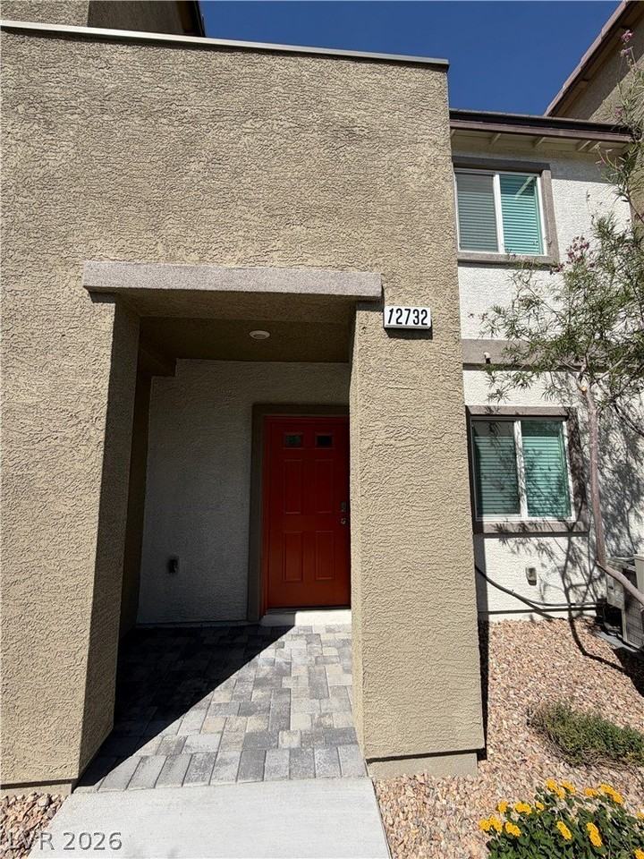 12732 Feathersong St - Photo 2 of 12