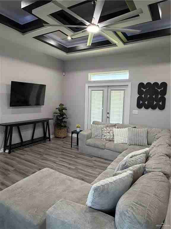 1820 Largo St - Photo 3 of 8