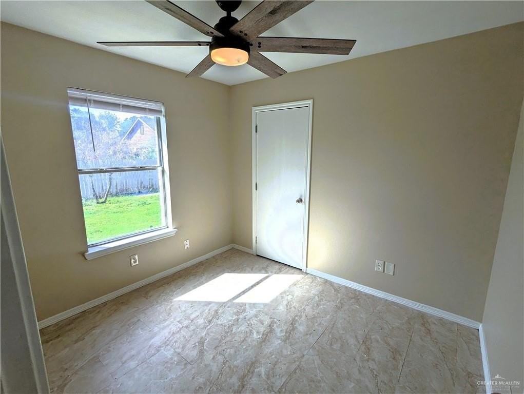 1002 E Stonegate Dr - Photo 6 of 13