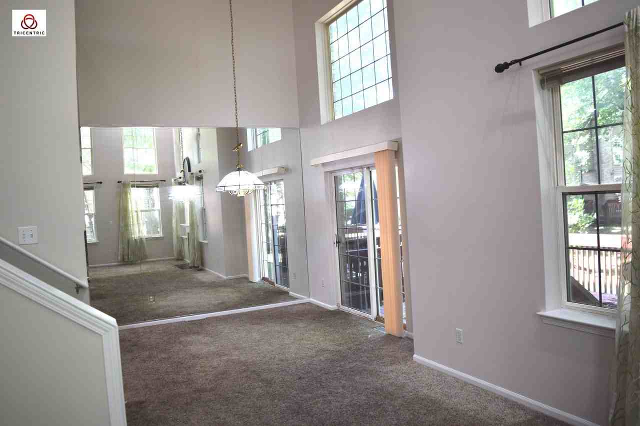 1566 Heron Cir - Photo 5 of 22