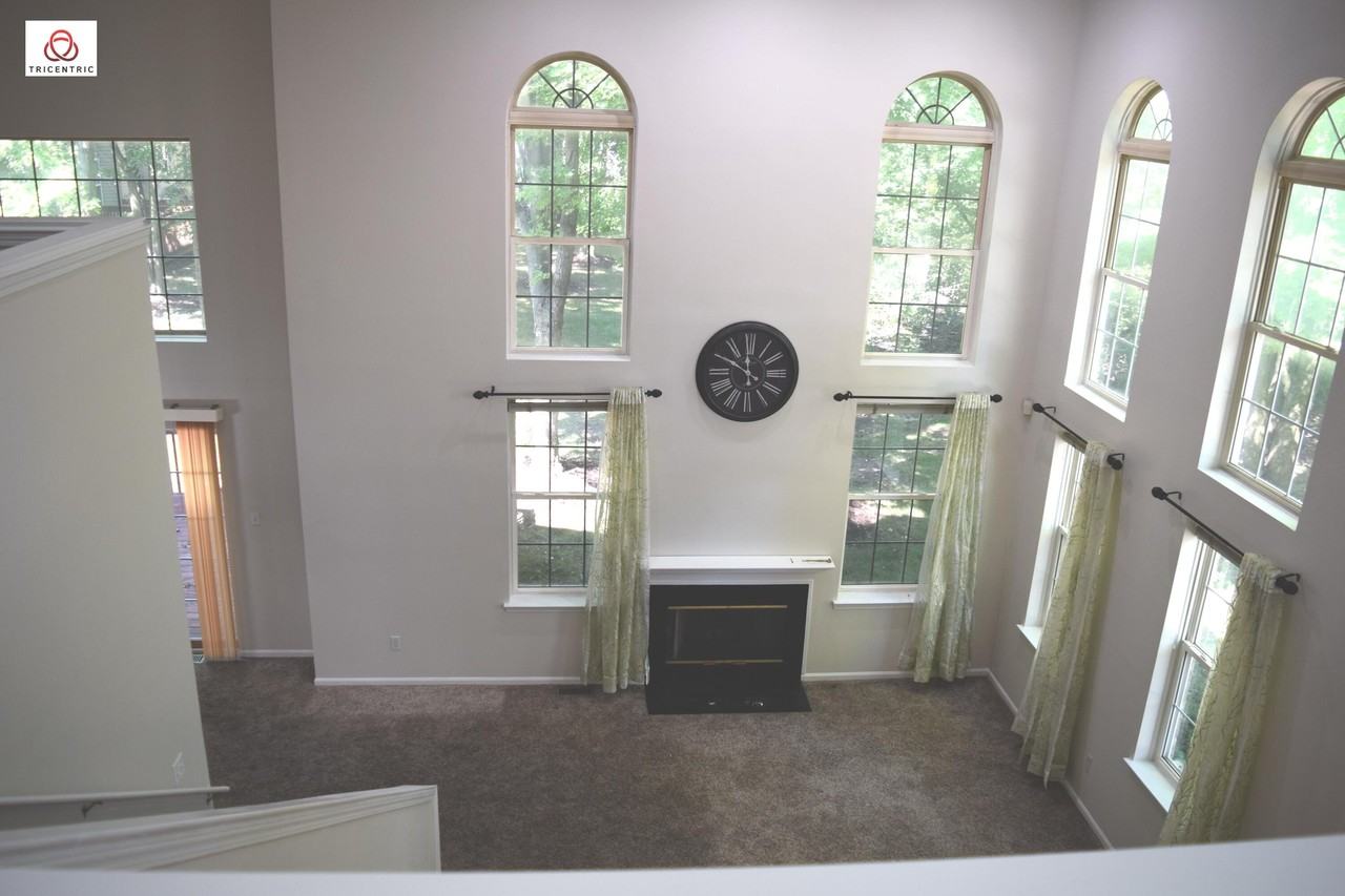 1566 Heron Cir - Photo 6 of 22