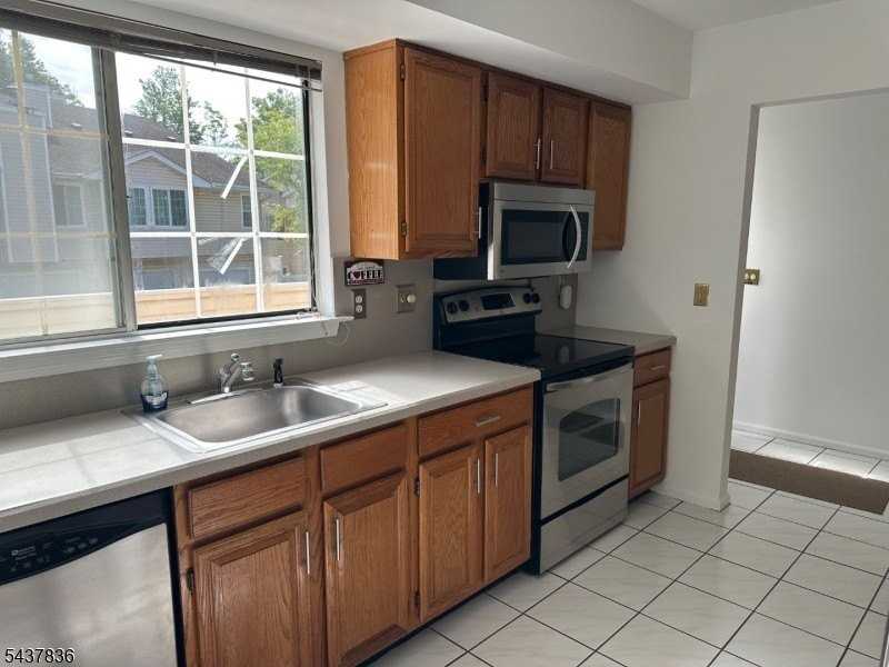 15 Crossfield Ct - Photo 6 of 15
