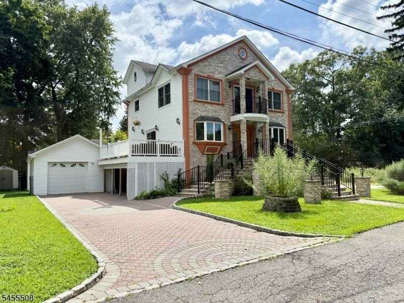 2 Waterway Rd - Photo 2 of 24