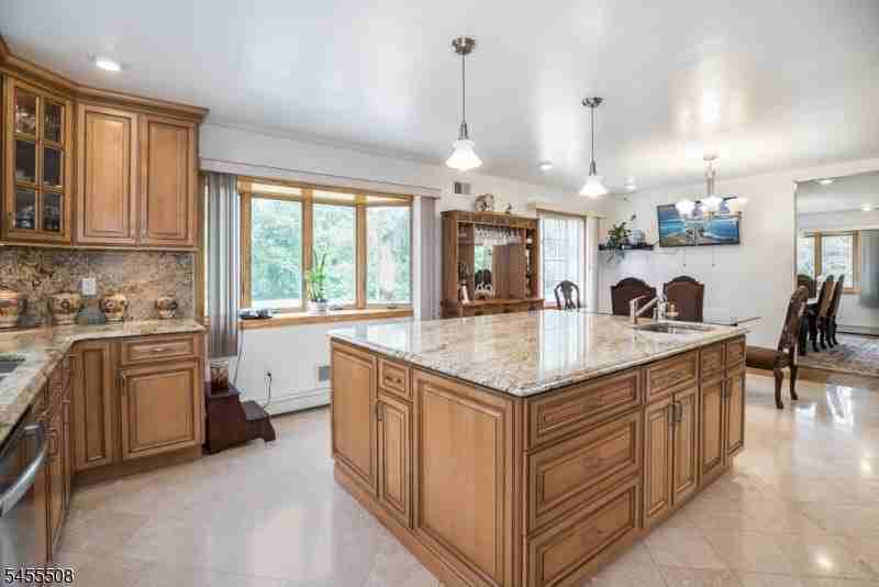 2 Waterway Rd - Photo 7 of 24
