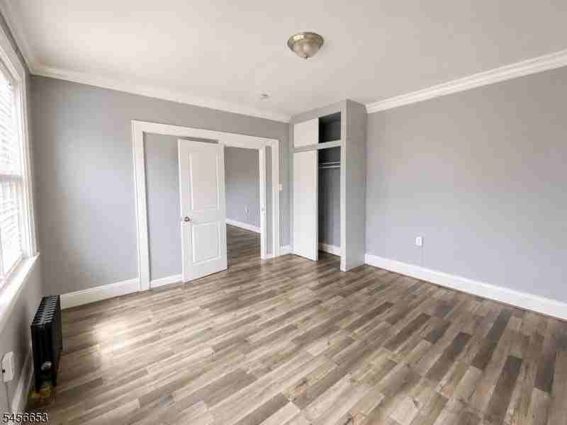 245 Alexander St #2 - Photo 6 of 12