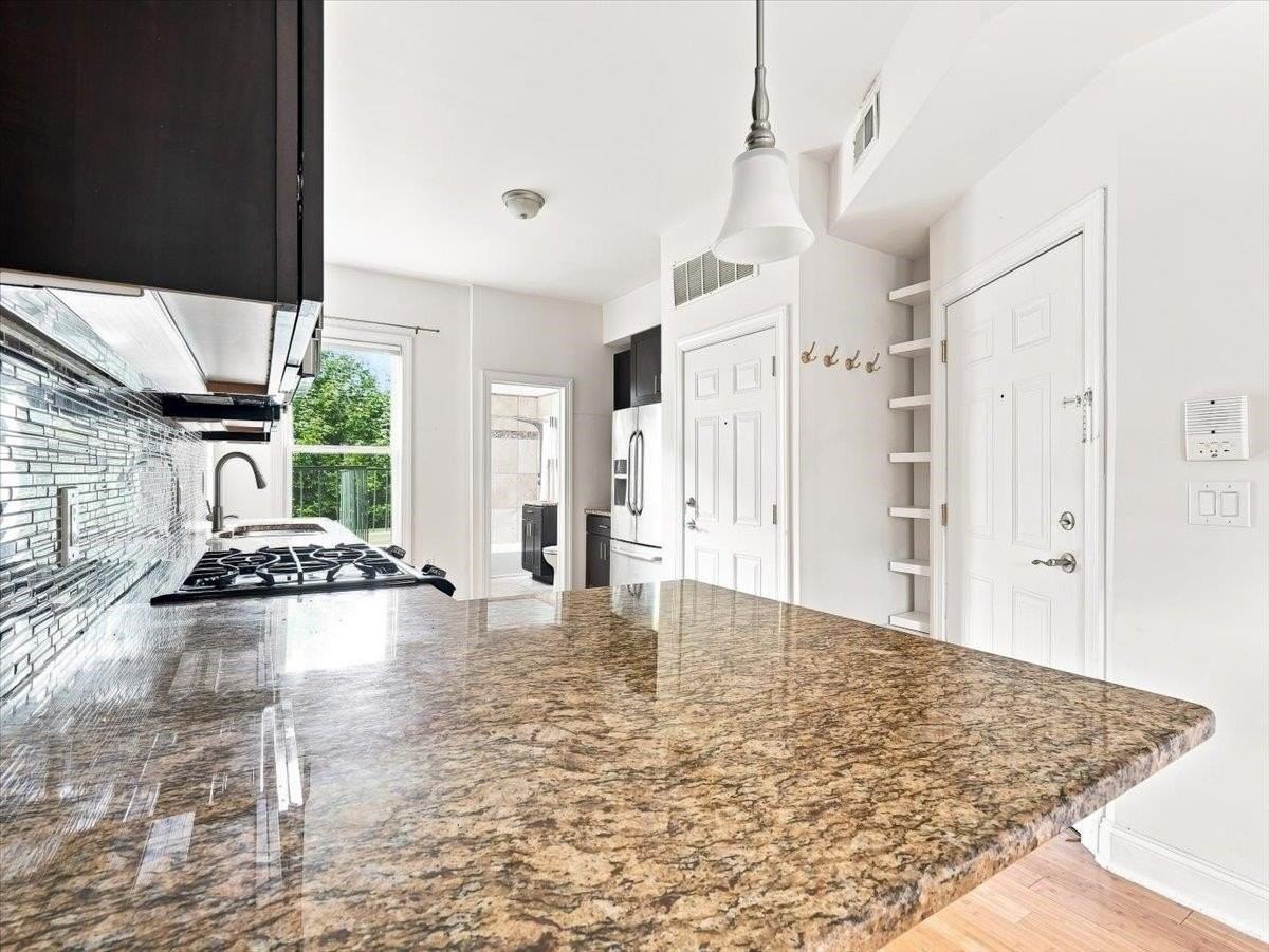 125 Sherman Ave #3L - Photo 5 of 25