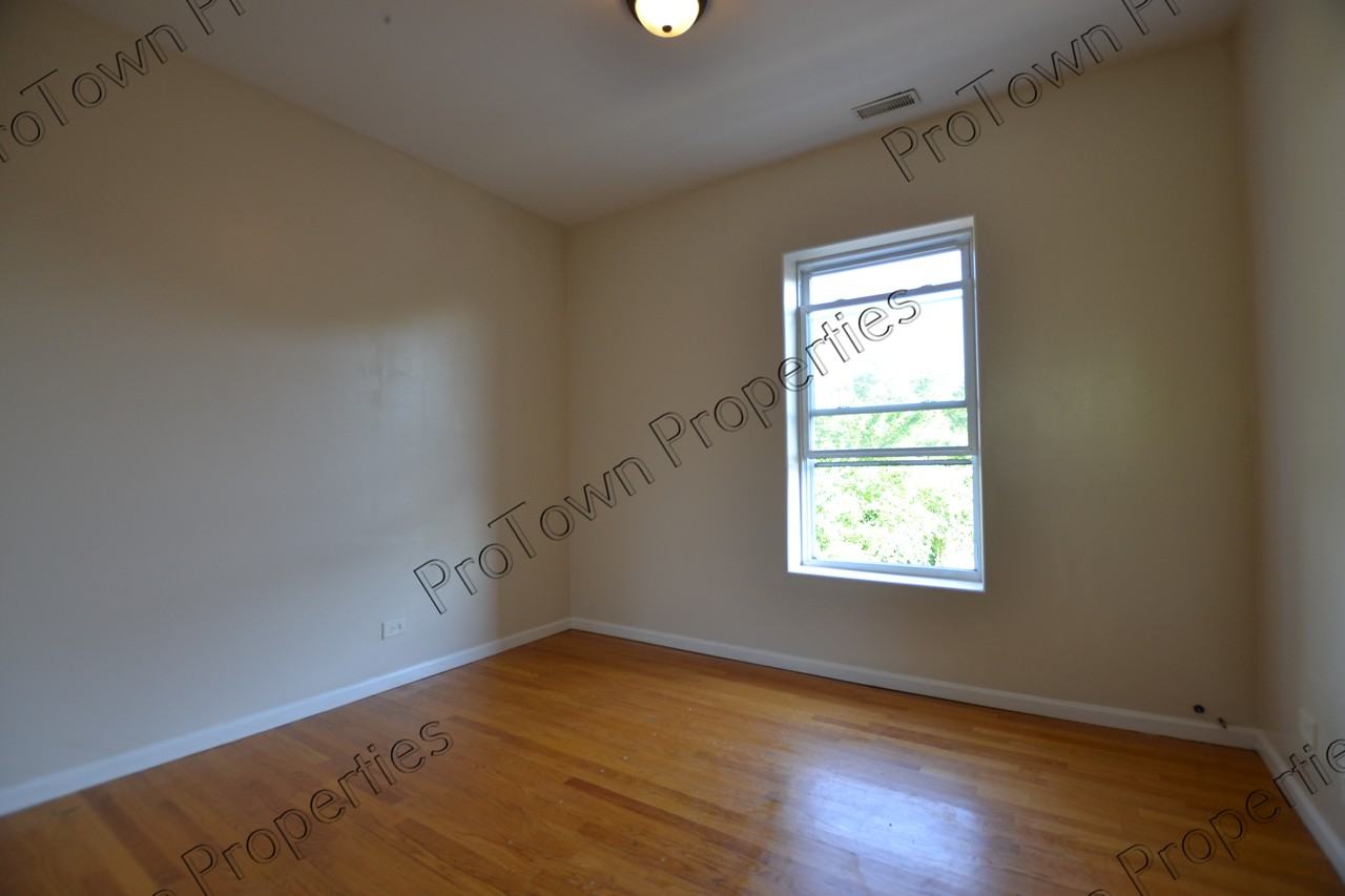 309 Herkimer Street #3R - Photo 2 of 5