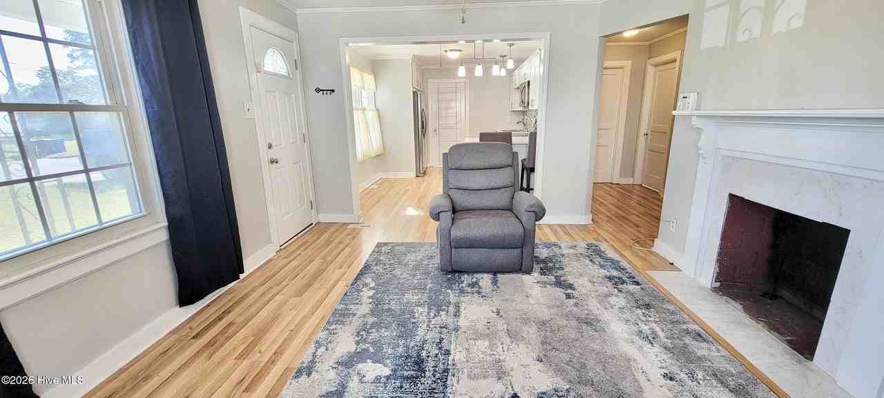 125 Richlands Ave - Photo 7 of 26
