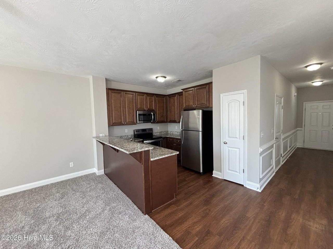 723 Benelli Ct - Photo 4 of 14