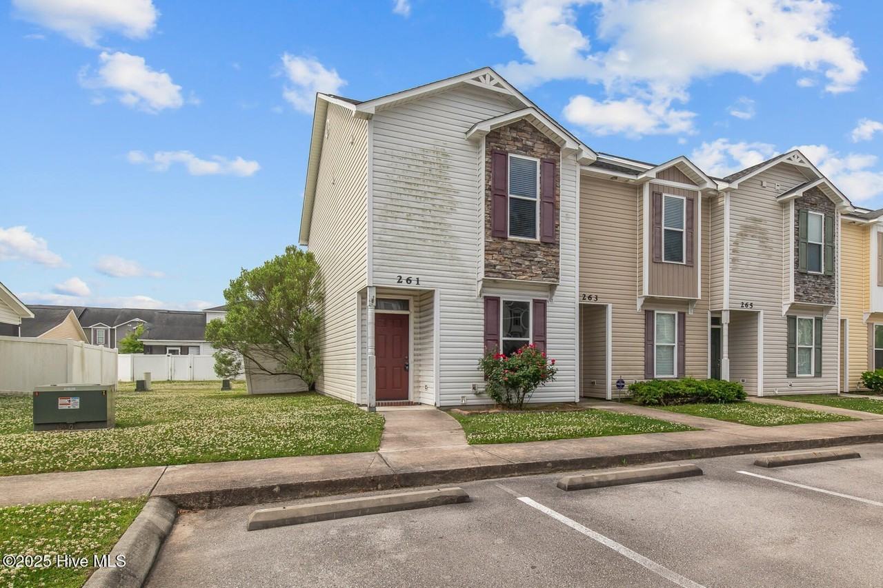 261 Caldwell Loop - Photo 2 of 38