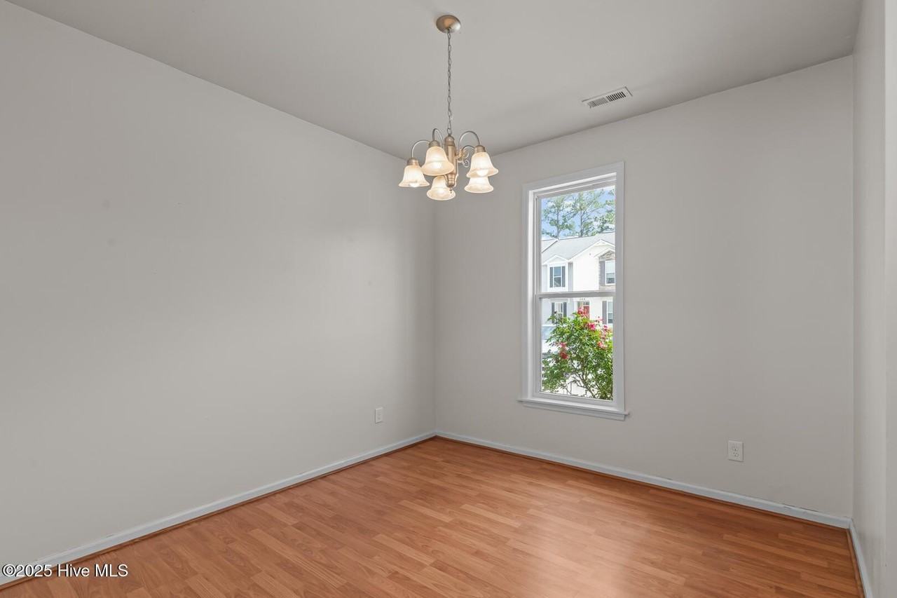 261 Caldwell Loop - Photo 7 of 38