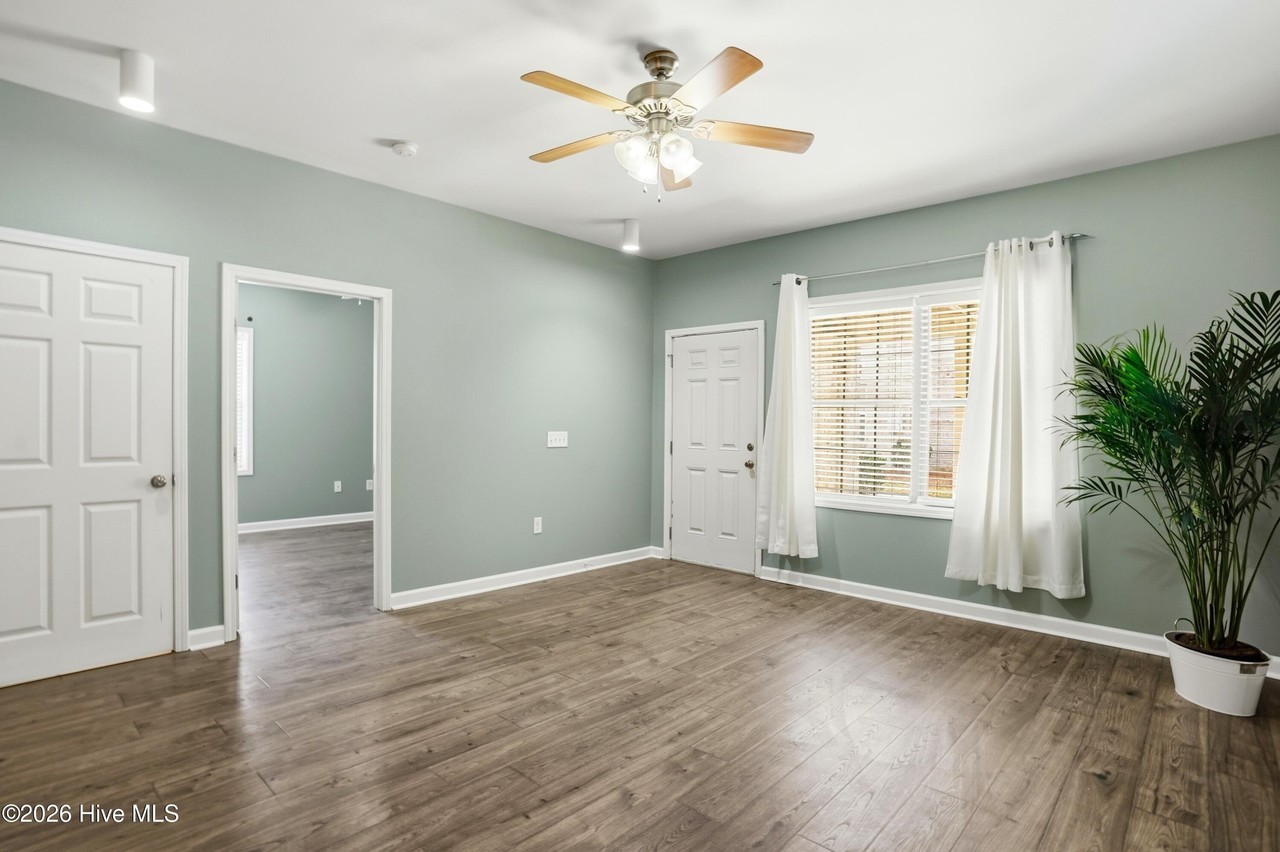 115 Covil Ave #102 - Photo 4 of 21