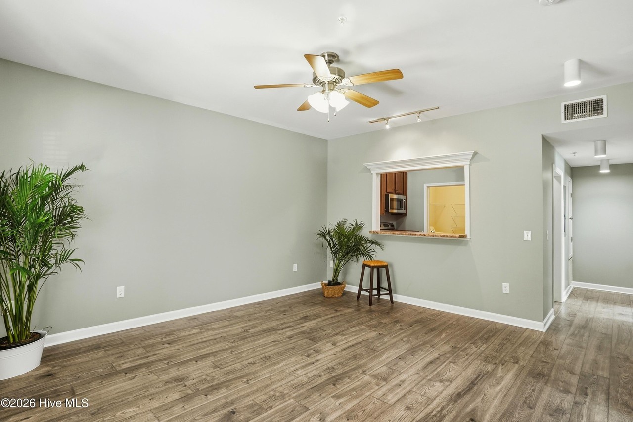 115 Covil Ave #102 - Photo 5 of 21