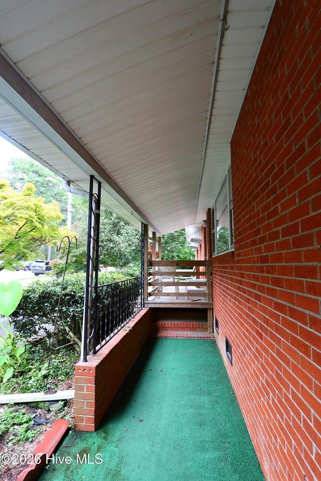 907 Gum Branch Rd - Photo 3 of 33