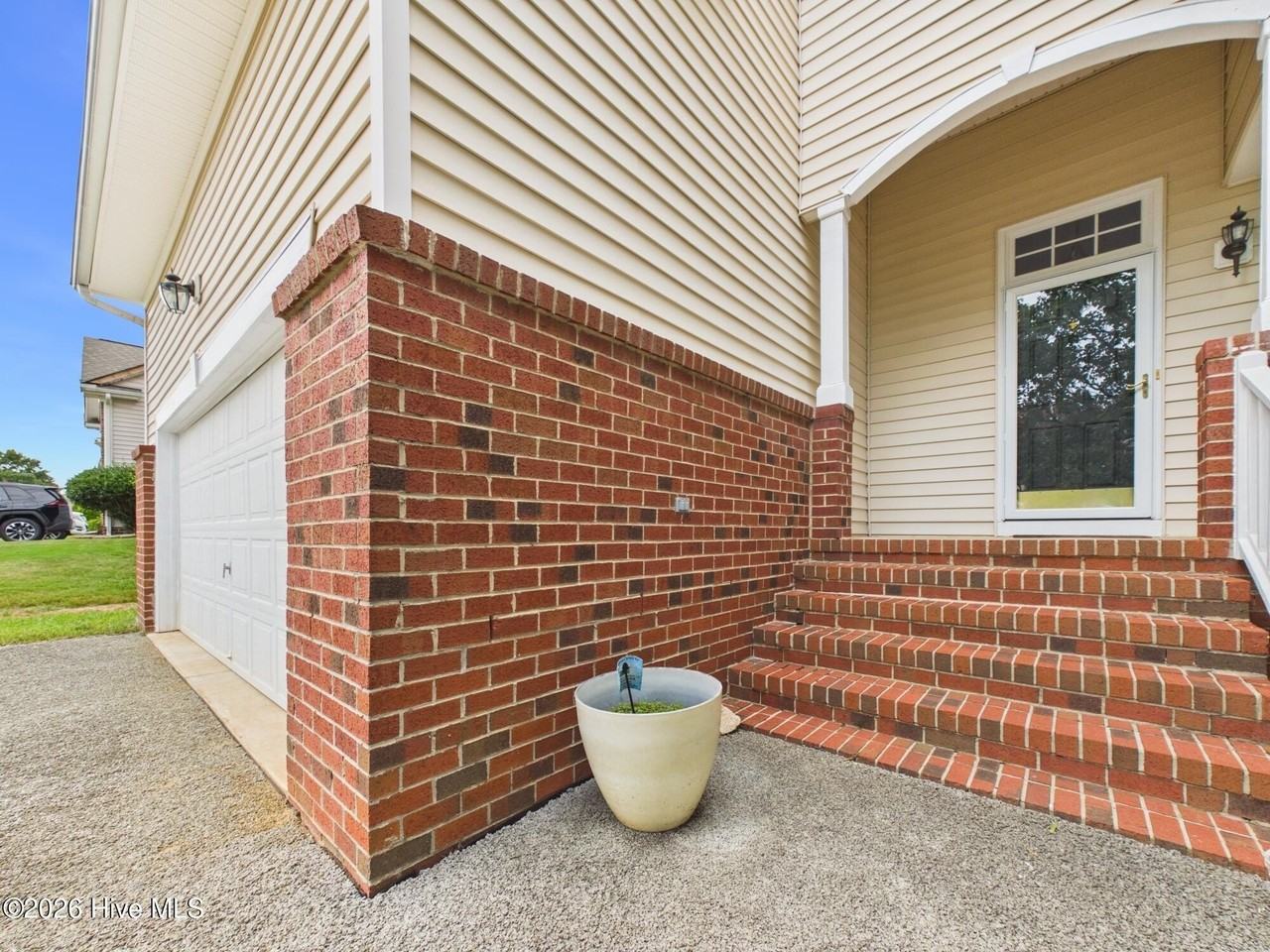 5500 Yates Garden Ln - Photo 4 of 50