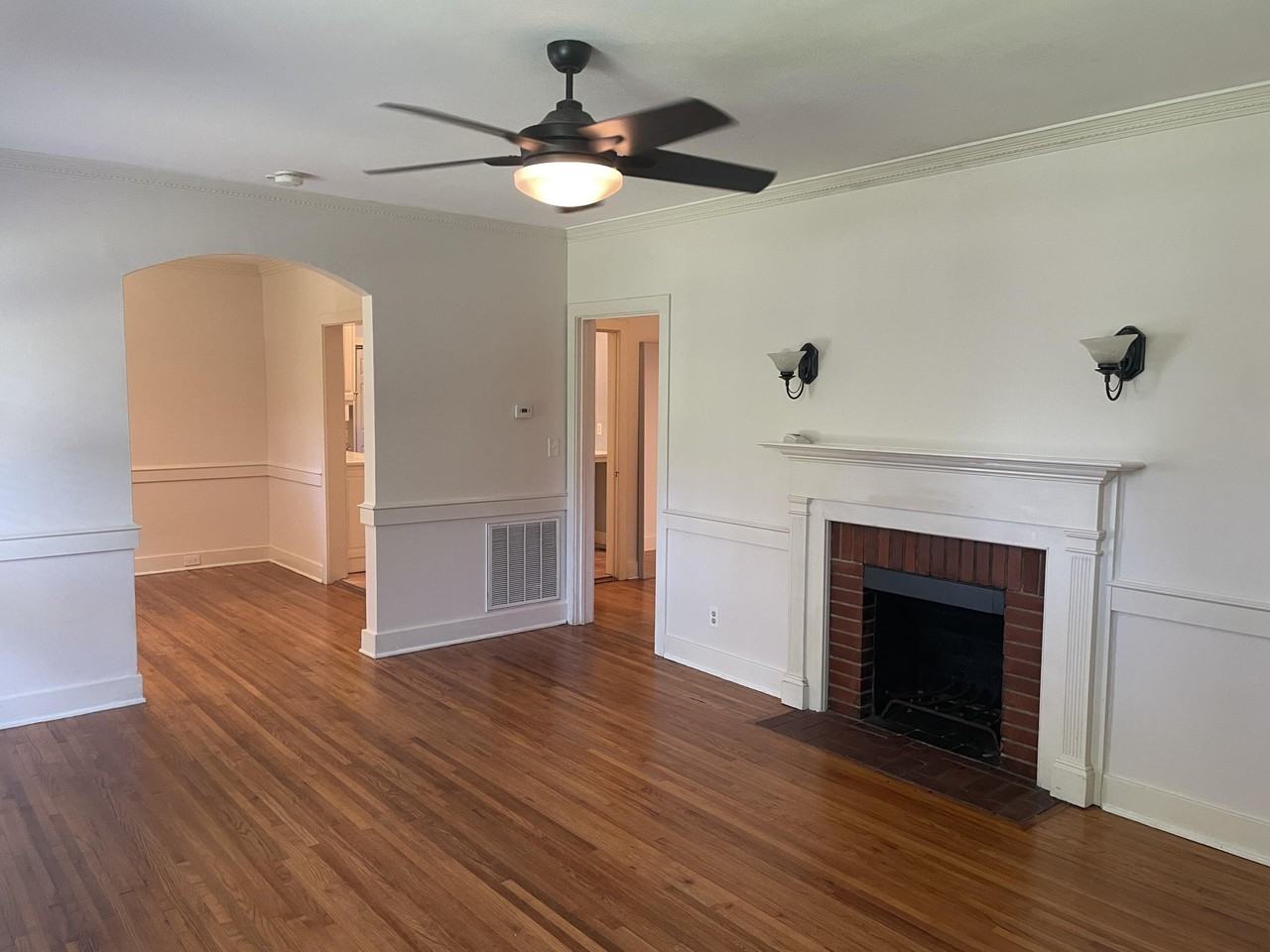 3110 Bransford Rd - Photo 4 of 24