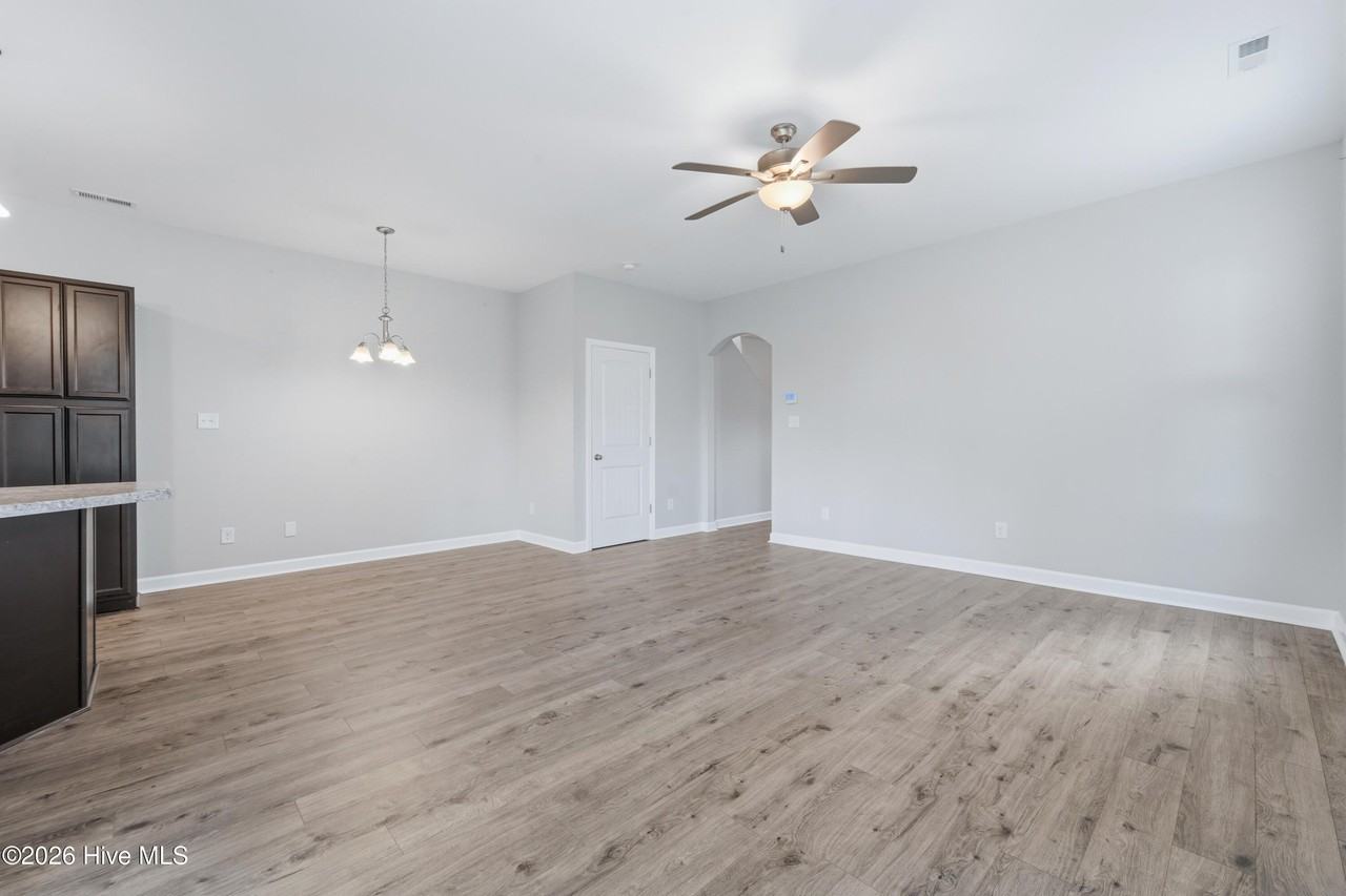 205 Shallowbag Bay Ln - Photo 5 of 29