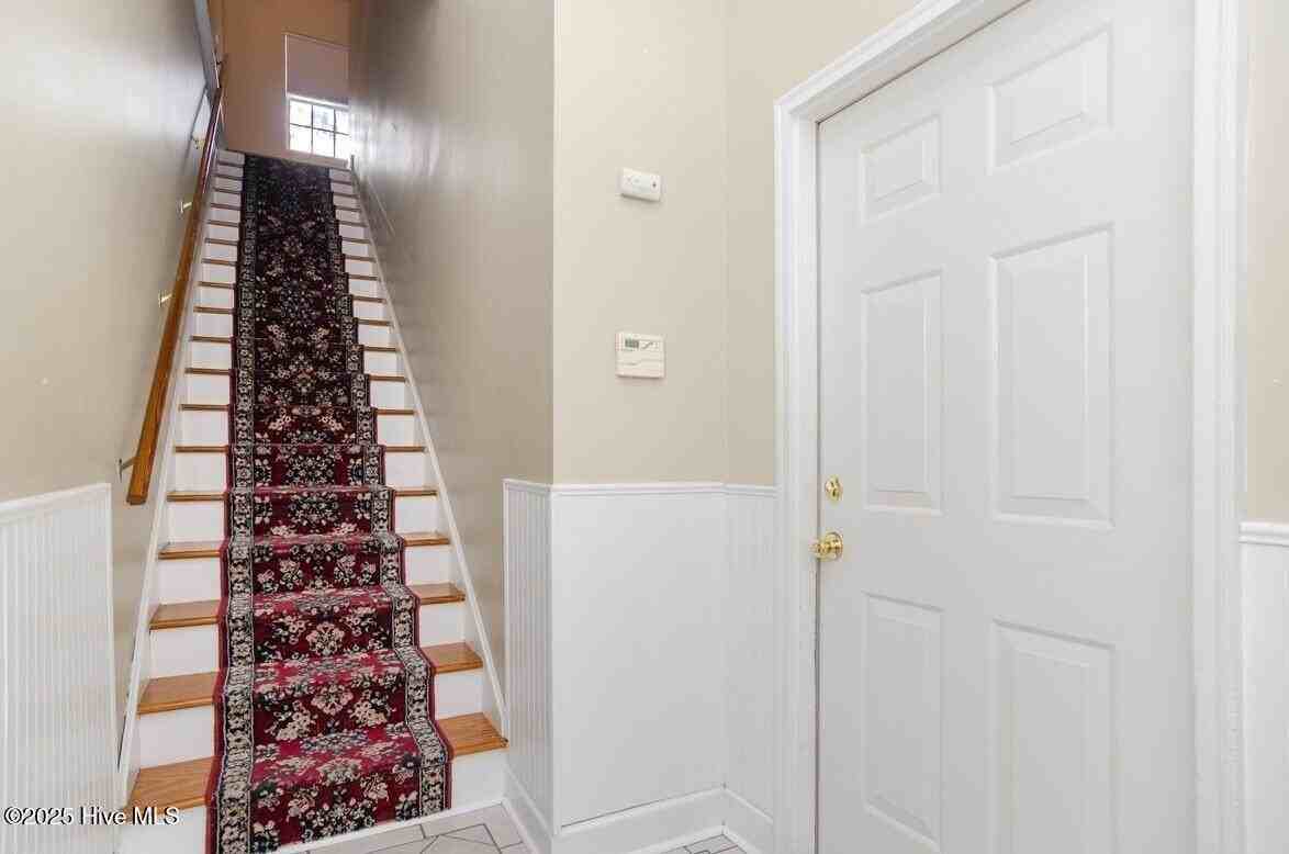 319 N 4th St #STEC - Photo 5 of 19