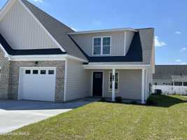 featured image of 821 Sarah Rebecca Dr #B