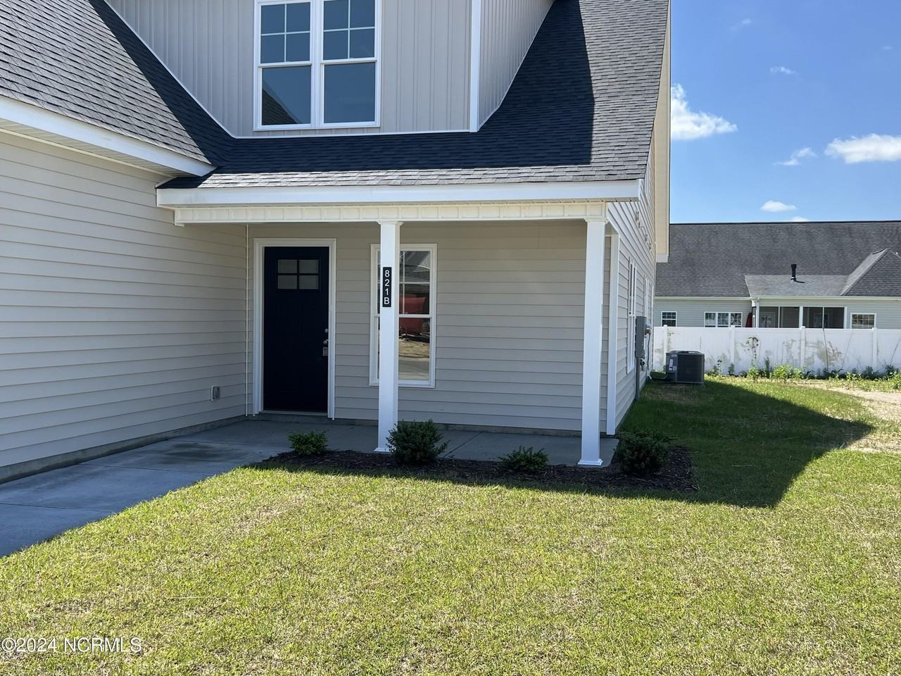 821 Sarah Rebecca Dr #B - Photo 2 of 31