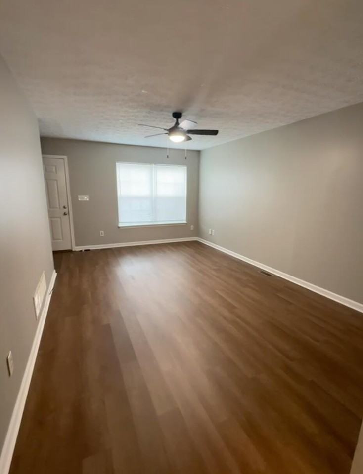 244 Simba Way - Photo 3 of 15