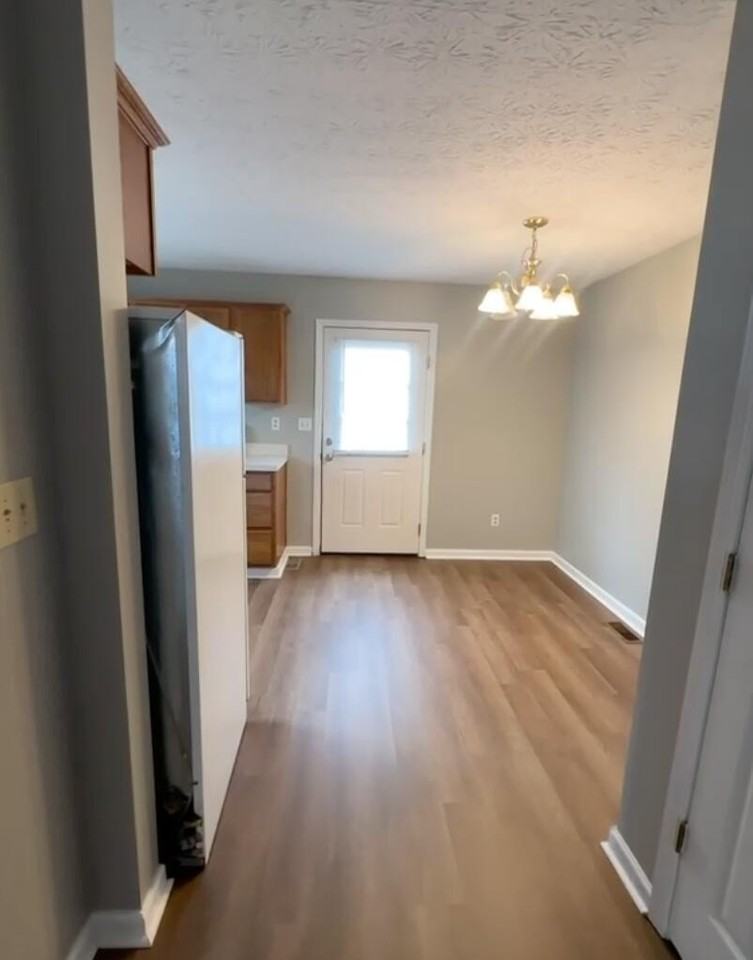 244 Simba Way - Photo 5 of 15