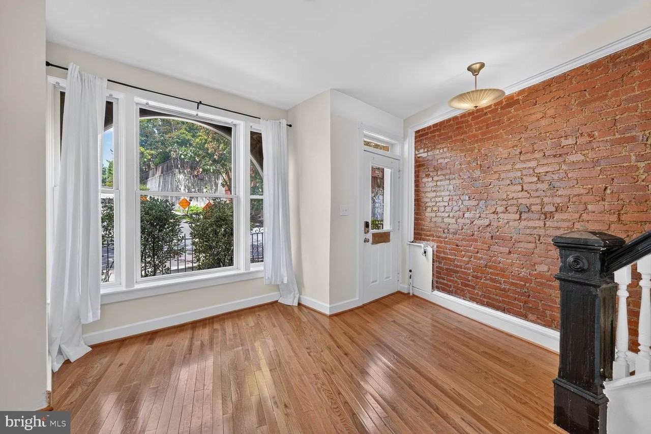 1702 Florida Ave Nw - Photo 4 of 15