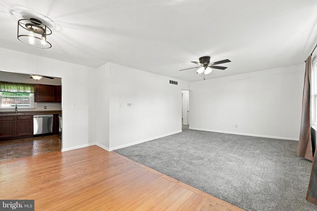 322 Atkinson Rd - Photo 4 of 13