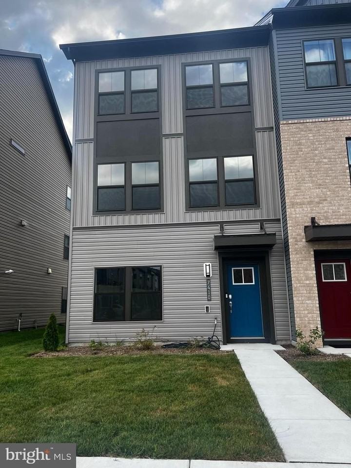 7410 Amega Way - Photo 2 of 2