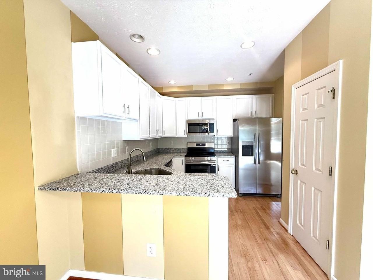 3306 Woodspring Dr - Photo 3 of 12