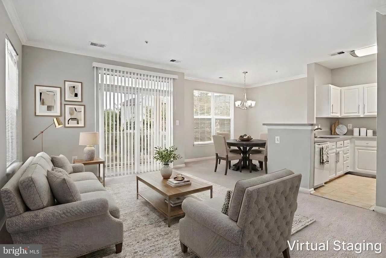 13142 Marcey Creek Rd - Photo 5 of 35