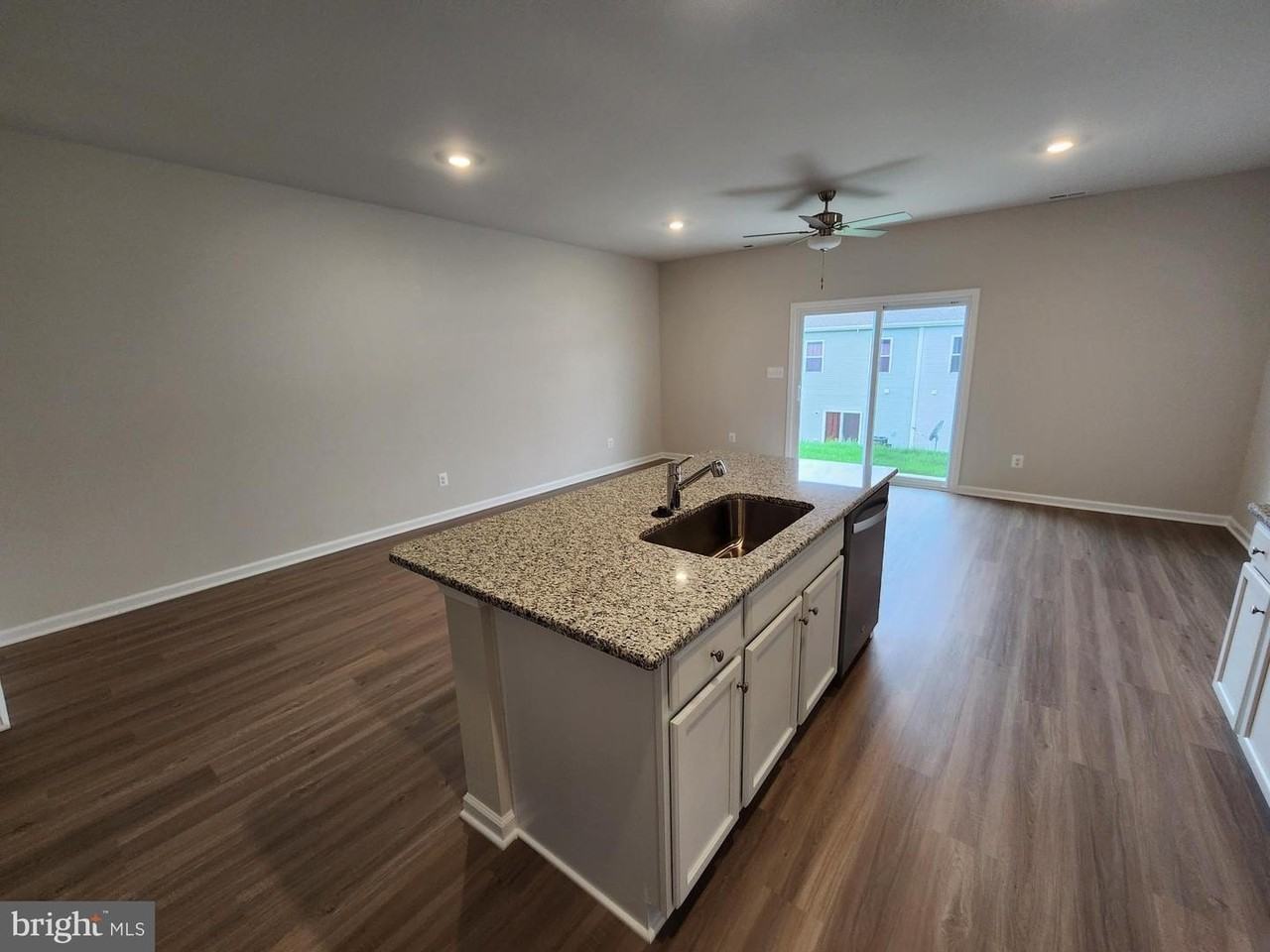 115 Cramsford St - Photo 4 of 20