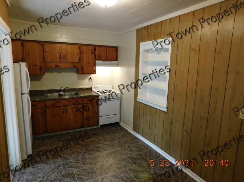 10 Riverview Street #4 - Photo 4 of 7