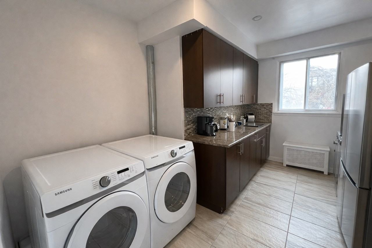 6645 Avenue Fielding #6 - Photo 2 of 6