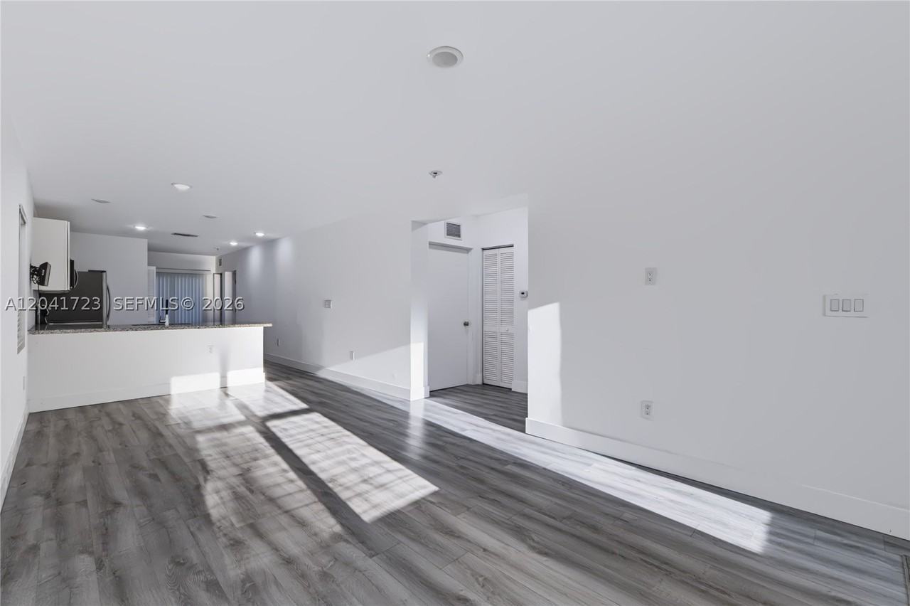 7777 Nw 8th Ct #A - Photo 6 of 23