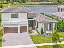 featured image of 5765 Sw 104th Ter