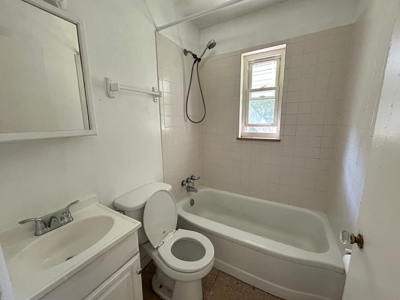 3543 Sedler St #1 - Photo 5 of 18