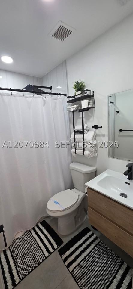 420 S 28th Ave - Photo 4 of 15