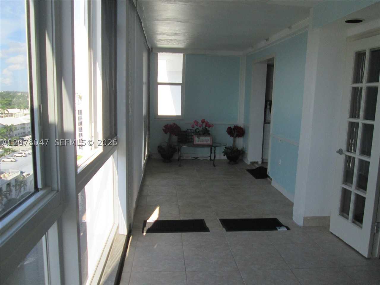 3100 Ne 49th St #1106 - Photo 3 of 30