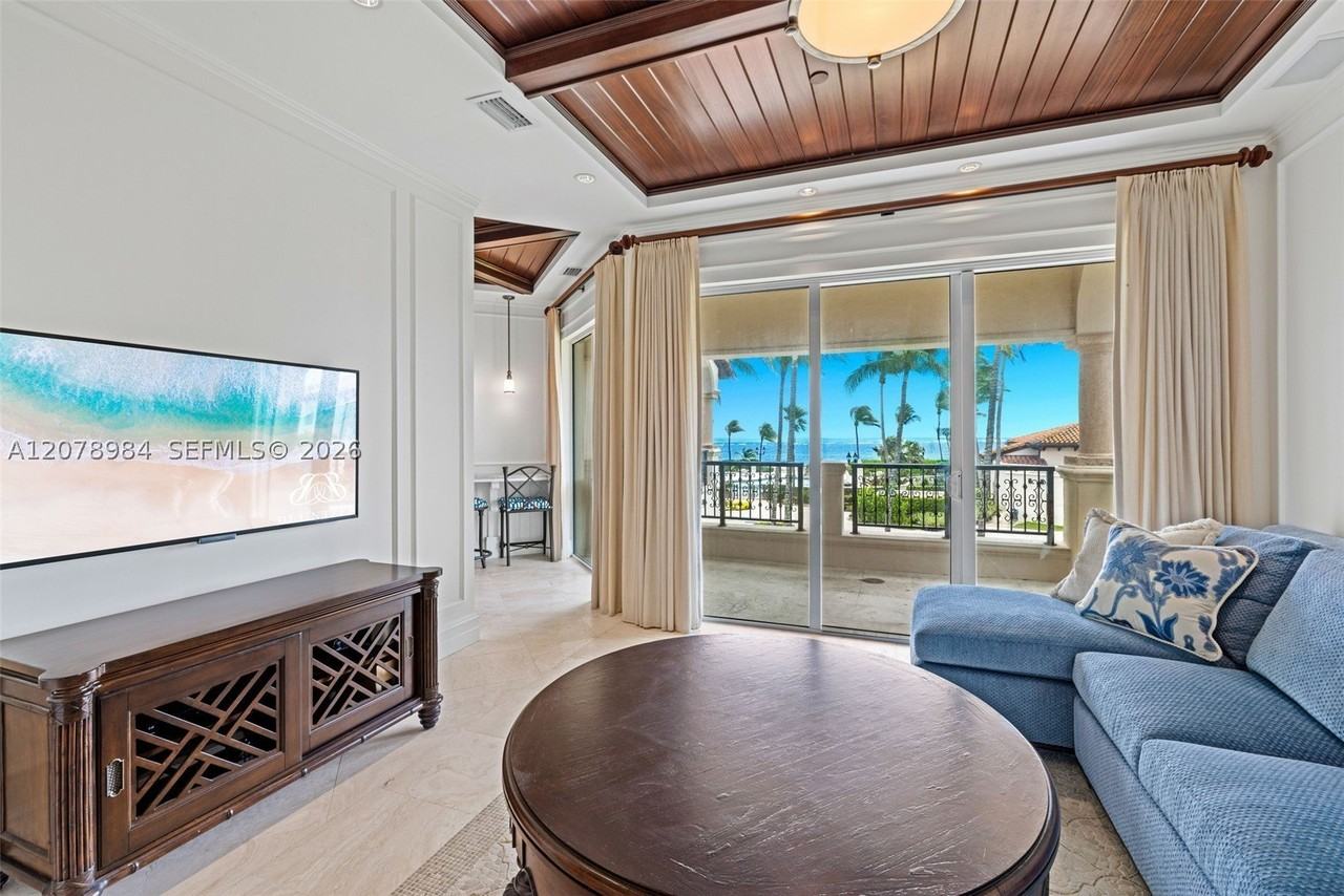 15723 Fisher Island Dr #15723 - Photo 2 of 44