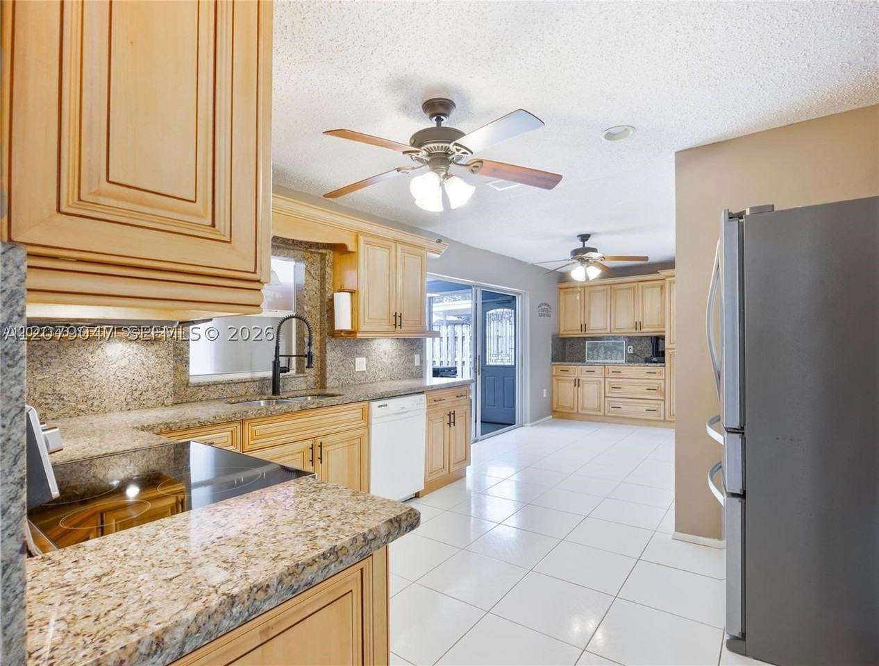 8350 Nw 27th Pl #0 - Photo 4 of 10