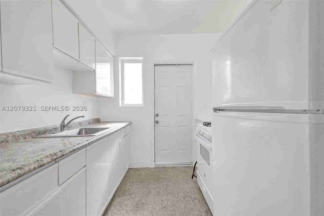 700 82nd St #3 - Photo 2 of 30