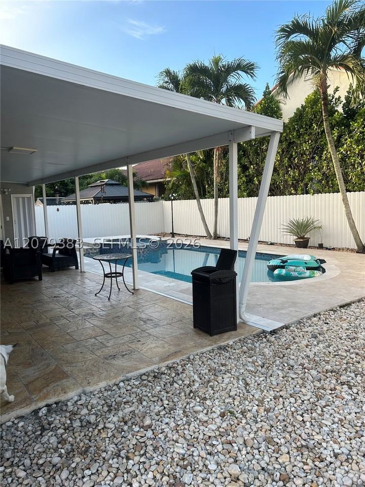 9180 Nw 149th Ter - Photo 4 of 11