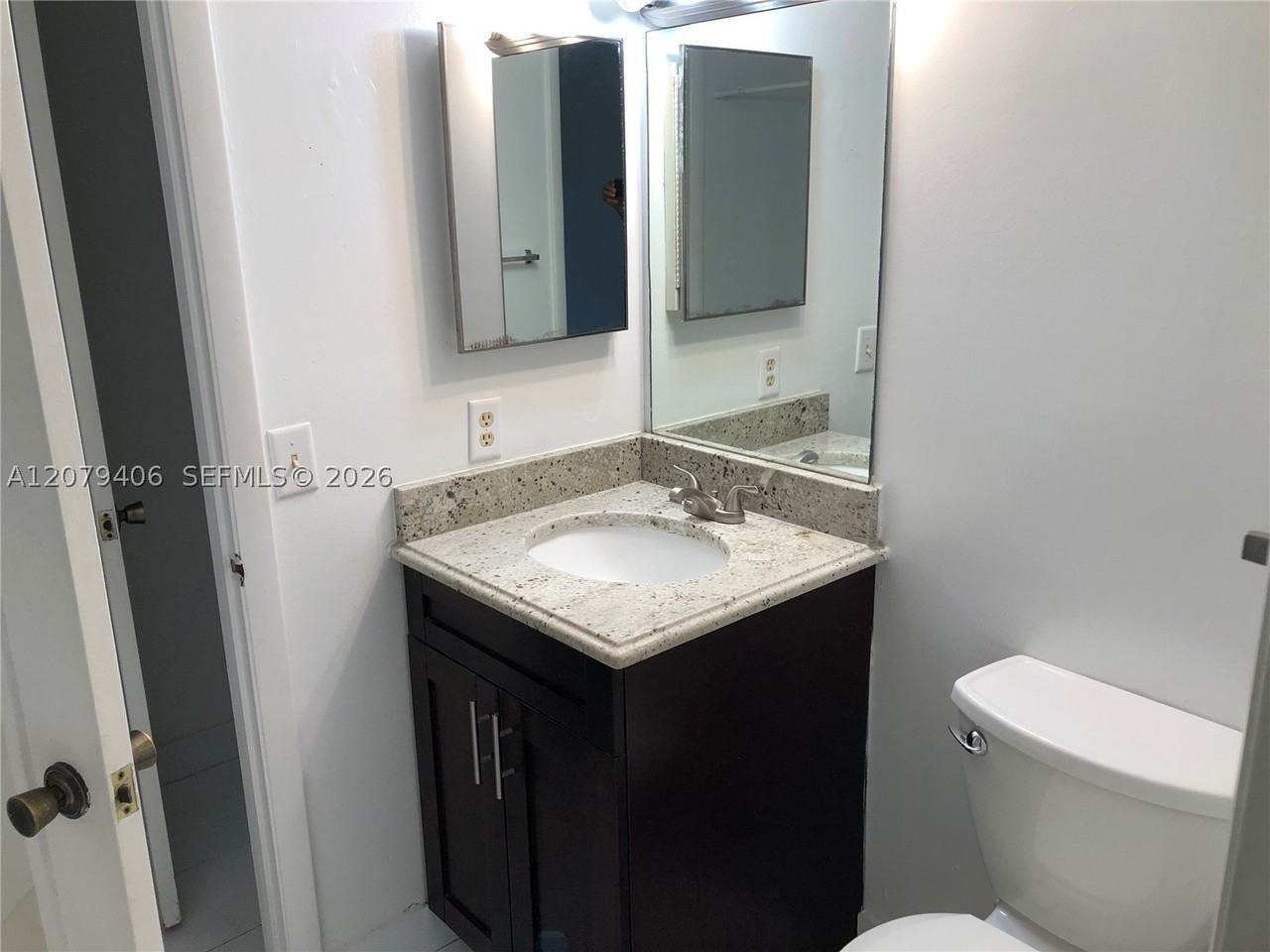 1071 Adams Ave #1071C - Photo 7 of 12