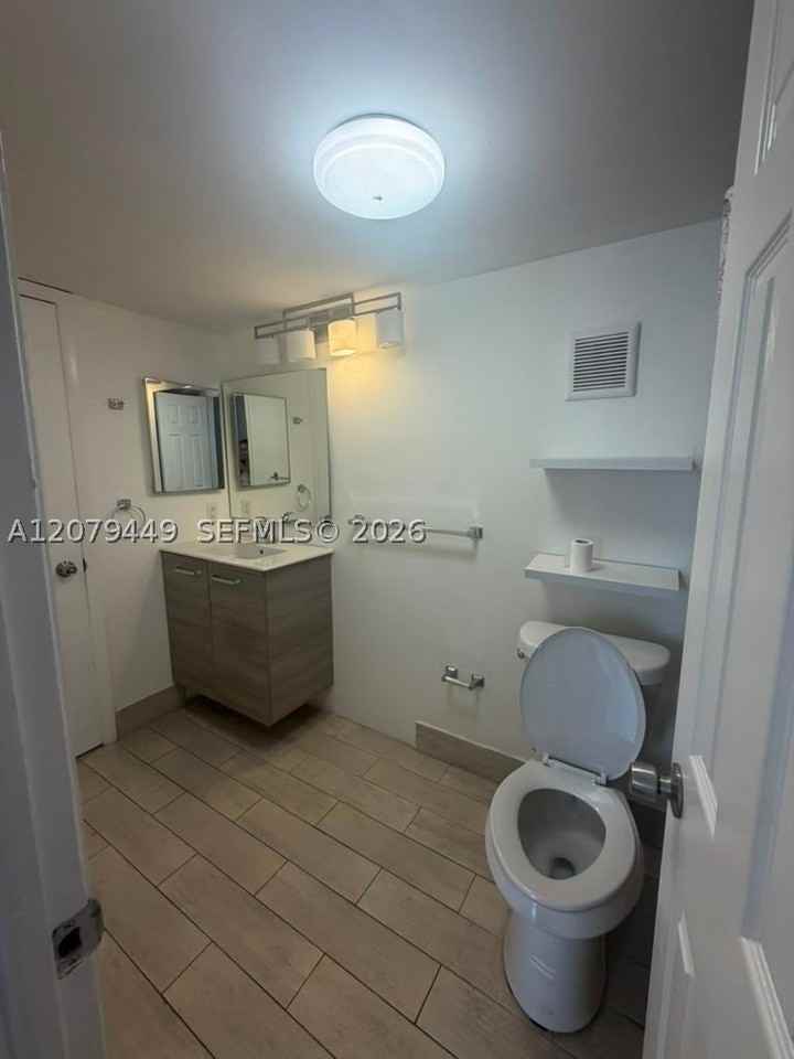11776 Sw 92nd Ln #0 - Photo 4 of 29