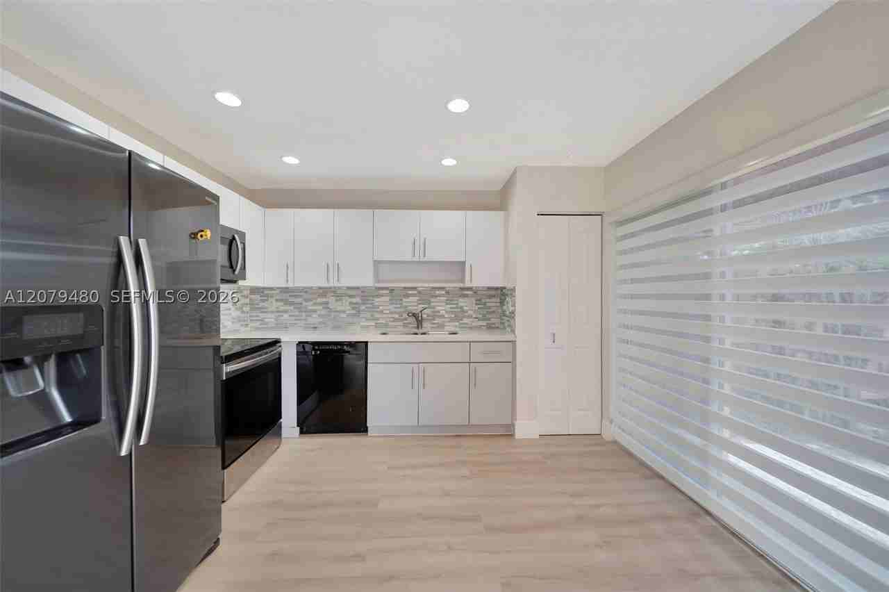 3773 Sw 153rd Ct #3773 - Photo 5 of 28