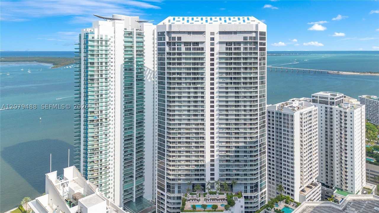 1300 Brickell Bay Dr #1913 - Photo 2 of 27