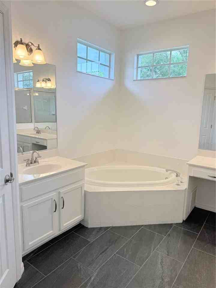6607 Meandering Way - Photo 4 of 29