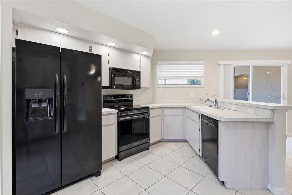 9216 Anita Ave #A - Photo 6 of 29