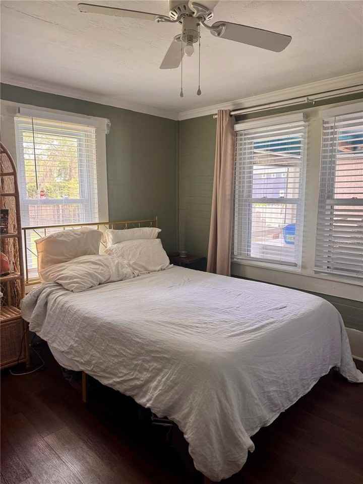 703 Sw 5th St - Photo 5 of 12